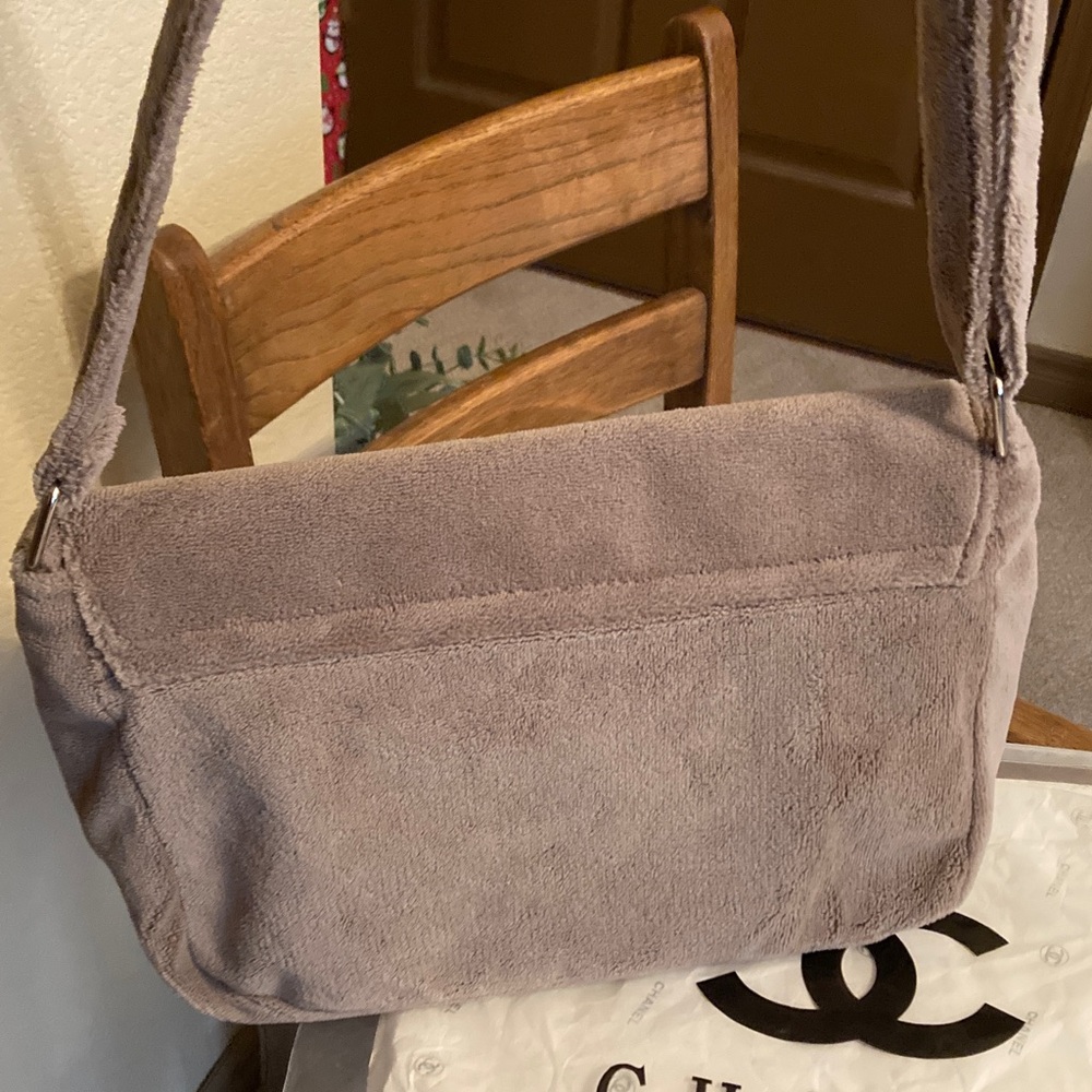 Chanel Makeup/Beaute Precision Adjustable Crossbody “Terry/Teddy” Bag NIP - Picture 4 of 11